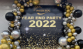 trang trí year end party